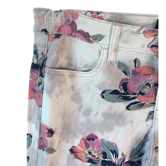 Floral Print Women's Jeans - Picture 4 of 8